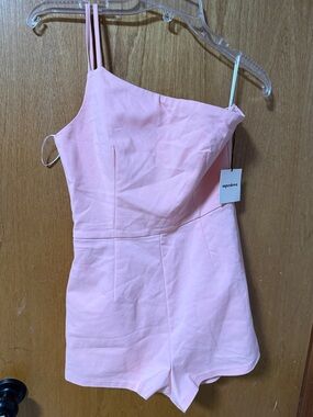superdown Light Pink One-Shoulder Romper